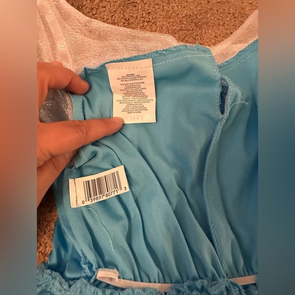 Disney Princess Frozen Elsa Musical Light-Up Dress Plays Let It Go Song Dress-Up - Picture 13 of 15